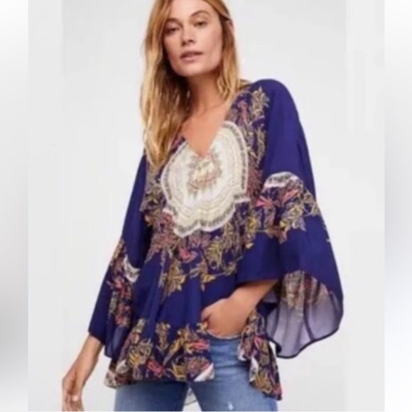 Free People Women's Sunset Dreams Oversized Boho Artsy Flowy Blue Blouse - Picture 1 of 10